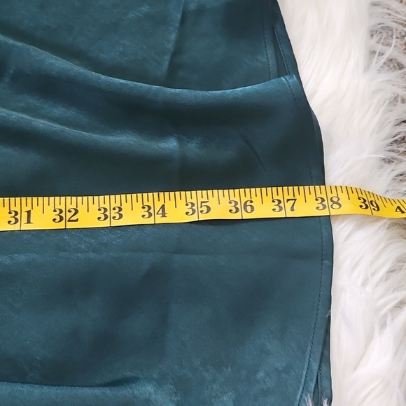 Maurices Hunter Green Pull On Silky Skirt with Side Slit NWT - Picture 12 of 12